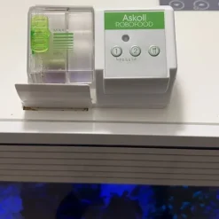 Distributore automatico programmabile di cibo per pesci Robofood Askoll